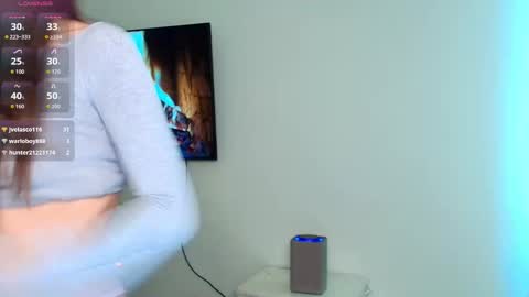 Eva online show from 10-31-25, 04:24