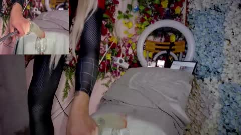 Asami online show from 10-31-25, 04:57