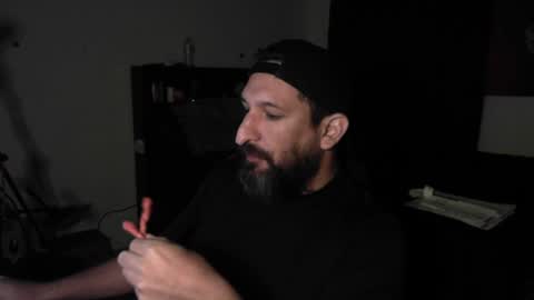 Snapshot of asanator101 chatting on 06-24-26, 01:26 devilPup75 online show from 06-24-26, 01:26