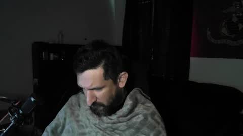 Snapshot of asanator101 chatting on 06-24-26, 06:29 devilPup75 online show from 06-24-26, 06:29