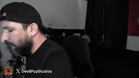 Snapshot of asanator101 chatting on 06-25-26, 05:17 devilPup75 online show from 06-25-26, 05:17
