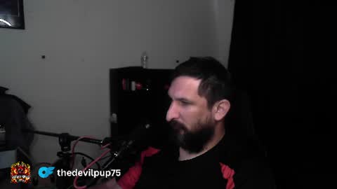 Snapshot of asanator101 chatting on 06-28-26, 06:03 devilPup75 online show from 06-28-26, 06:03