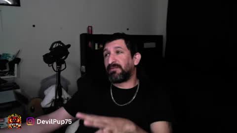 Snapshot of asanator101 chatting on 07-20-26, 10:39 devilPup75 online show from 07-20-26, 10:39