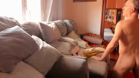 Troy online show from 03-09-25, 09:57