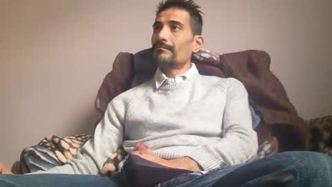 Snapshot of ash590 chatting on 12-15-25, 08:40 Ash590 online show from 12-15-25, 08:40