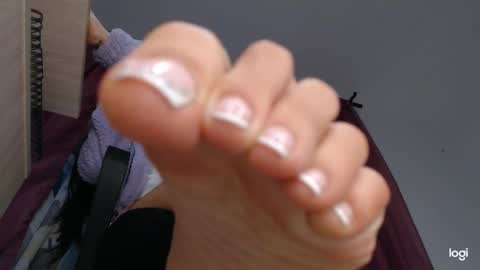Snapshot of ash_nicefeet chatting on 02-24-25, 05:33 ashley online show from 02-24-25, 05:33