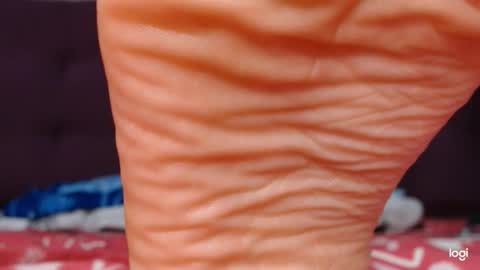 Snapshot of ash_nicefeet chatting on 09-28-25, 02:39 ashley online show from 09-28-25, 02:39