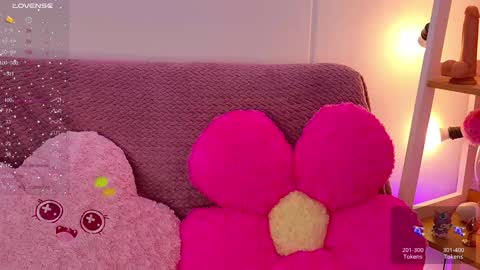 Snapshot of ashalisha chatting on 12-16-24, 02:49 Asha online show from 12-16-24, 02:49