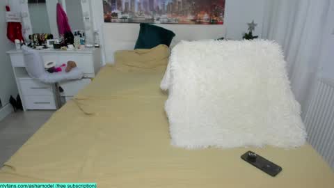 ashamodel online show from 12-04-24, 08:01