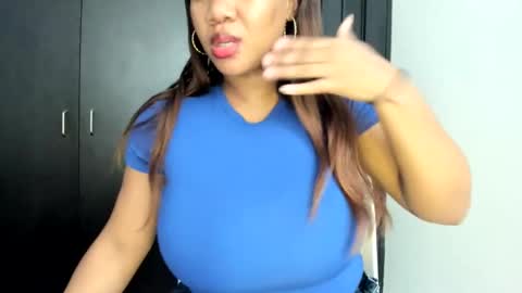 ashanty_1012 online show from 01-18-25, 09:02