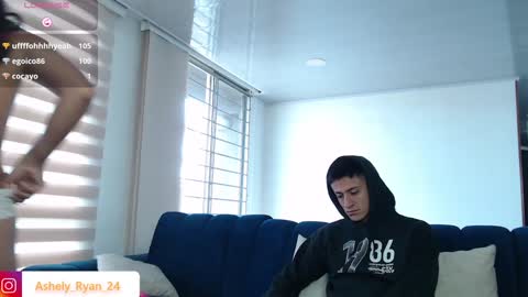 Snapshot of ashely_ryan24 chatting on 12-19-24, 03:52 Ashley And Ryan  online show from 12-19-24, 03:52