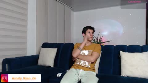 Snapshot of ashely_ryan24 chatting on 02-11-25, 11:44 Ashley And Ryan  online show from 02-11-25, 11:44