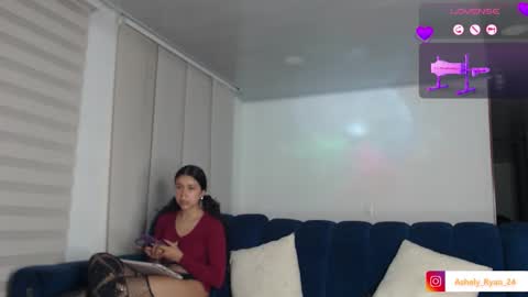 Snapshot of ashely_ryan24 chatting on 09-17-25, 12:34 Ashley And Ryan  online show from 09-17-25, 12:34