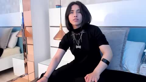 Ashkoreh online show from 11-02-25, 06:32