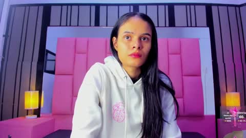 Snapshot of ashleimoss chatting on 12-27-24, 11:28 Ashly online show from 12-27-24, 11:28