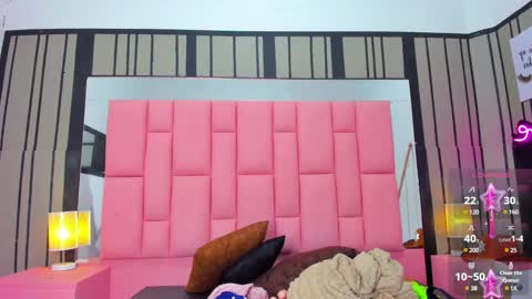 Snapshot of ashleimoss chatting on 01-11-25, 12:07 Ashly online show from 01-11-25, 12:07