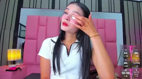 Snapshot of ashleimoss chatting on 01-15-25, 11:43 Ashly online show from 01-15-25, 11:43