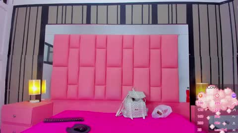 Snapshot of ashleimoss chatting on 02-08-25, 11:33 Ashly online show from 02-08-25, 11:33