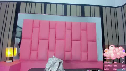 Snapshot of ashleimoss chatting on 02-10-25, 11:46 Ashly online show from 02-10-25, 11:46