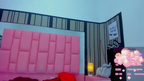 Snapshot of ashleimoss chatting on 02-11-25, 11:21 Ashly online show from 02-11-25, 11:21