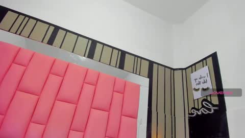 Snapshot of ashleimoss chatting on 02-15-25, 11:17 Ashly online show from 02-15-25, 11:17