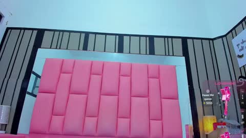 Snapshot of ashleimoss chatting on 02-21-25, 11:33 Ashly online show from 02-21-25, 11:33