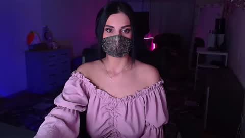 Snapshot of ashley__cooper__ chatting on 12-04-24, 02:42   Yasmina   online show from 12-04-24, 02:42