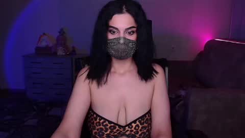 Snapshot of ashley__cooper__ chatting on 12-21-24, 04:30   Yasmina   online show from 12-21-24, 04:30