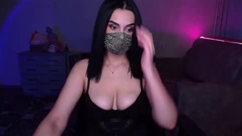 Snapshot of ashley__cooper__ chatting on 12-26-24, 03:16   Yasmina   online show from 12-26-24, 03:16