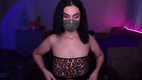 Snapshot of ashley__cooper__ chatting on 01-12-25, 08:14   Yasmina   online show from 01-12-25, 08:14