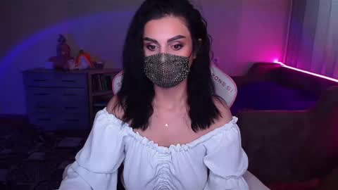 Snapshot of ashley__cooper__ chatting on 03-02-25, 04:28   Yasmina   online show from 03-02-25, 04:28