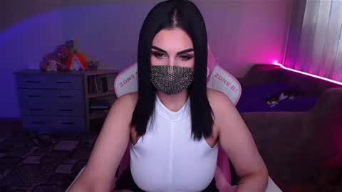 Snapshot of ashley__cooper__ chatting on 03-10-25, 03:45   Yasmina   online show from 03-10-25, 03:45