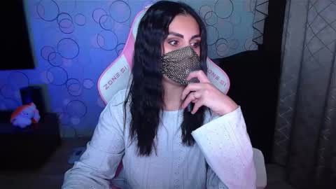 Snapshot of ashley__cooper__ chatting on 10-01-25, 05:24   Yasmina   online show from 10-01-25, 05:24