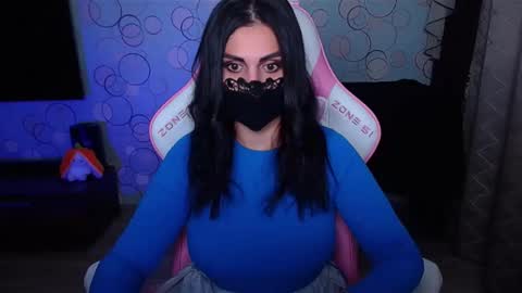 Snapshot of ashley__cooper__ chatting on 10-08-25, 04:43   Yasmina   online show from 10-08-25, 04:43