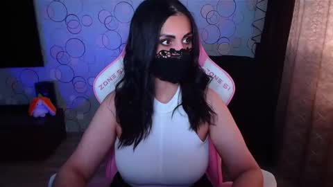 Snapshot of ashley__cooper__ chatting on 10-11-25, 04:55   Yasmina   online show from 10-11-25, 04:55