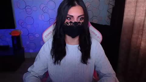 Snapshot of ashley__cooper__ chatting on 10-14-25, 04:02   Yasmina   online show from 10-14-25, 04:02