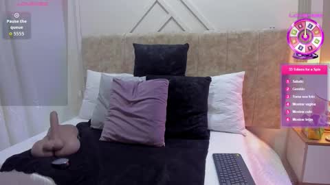 ashley online show from 12-16-25, 01:49