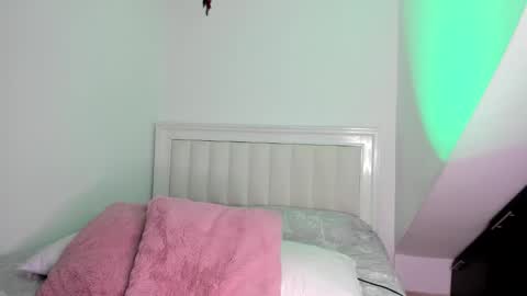 ashley_blair online show from 12-15-25, 08:57