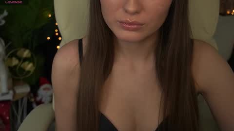 Snapshot of ashleybaee chatting on 01-17-26, 01:16 ashleybaee online show from 01-17-26, 01:16