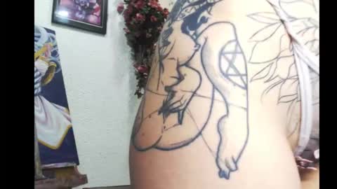 Snapshot of ashleyharper__ chatting on 10-09-25, 11:47 ashleyharper__ online show from 10-09-25, 11:47