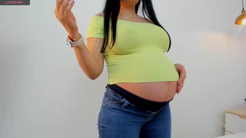 Snapshot of ashleyknightt chatting on 12-06-24, 10:19 Ashley knight online show from 12-06-24, 10:19