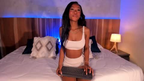 Ashley Santoss online show from 09-26-25, 03:54