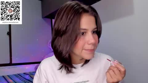 Snapshot of ashleytravis_ chatting on 02-03-25, 03:53 online show from 02-03-25, 03:53