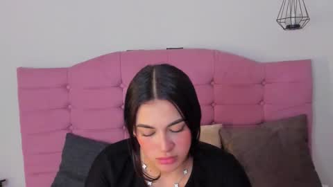 kylie online show from 10-18-25, 01:52