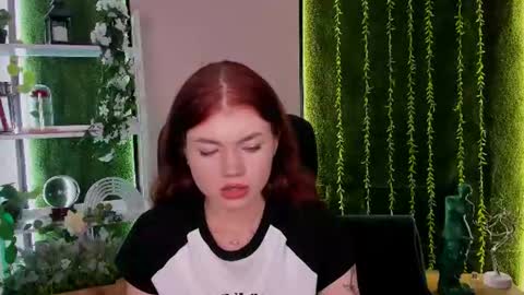Snapshot of ashli_bright chatting on 08-05-26, 07:06 Ashli online show from 08-05-26, 07:06