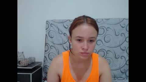 Snapshot of ashly_93 chatting on 01-19-25, 08:39 engel online show from 01-19-25, 08:39