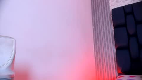 Snapshot of ashlybenison chatting on 12-14-24, 03:07 ashlybenison online show from 12-14-24, 03:07