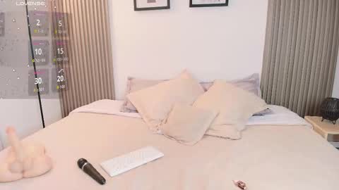 Snapshot of ashlycarteer chatting on 02-05-26, 02:16 online show from 02-05-26, 02:16