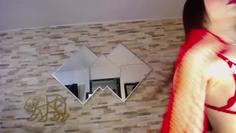 Snapshot of ashlye_hill chatting on 01-28-25, 04:29 Ashlye  online show from 01-28-25, 04:29