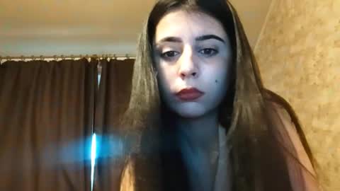 Lina online show from 10-26-25, 12:11